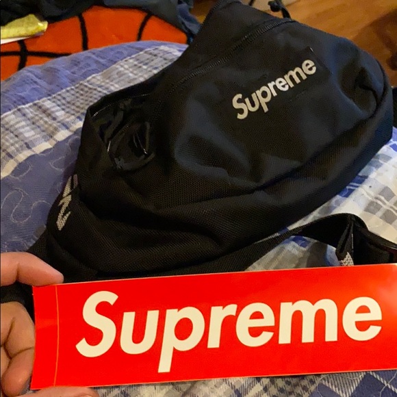 Supreme Fanny ss18 Bags